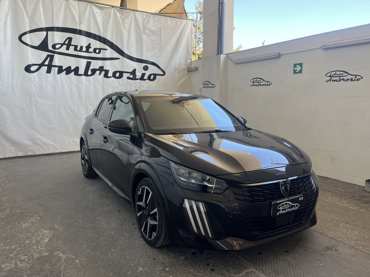Peugeot 208 motore elettrico 136 CV 5 porte GT (4)