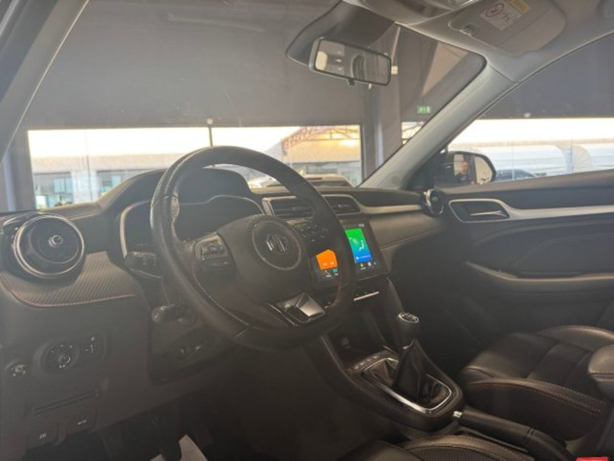 Mg ZS ZS 1.5 Luxury (4)