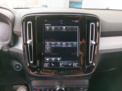Volvo XC40 T4 Recharge Plug-in Hybrid automatico Plus Bright N1 (19)