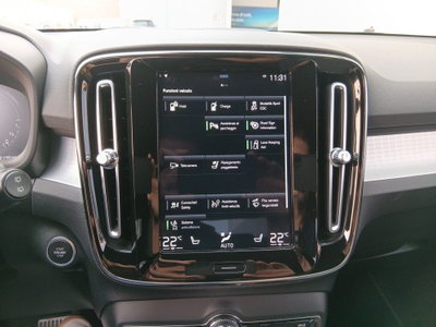 Volvo XC40 T4 Recharge Plug-in Hybrid automatico Plus Bright N1 (20)