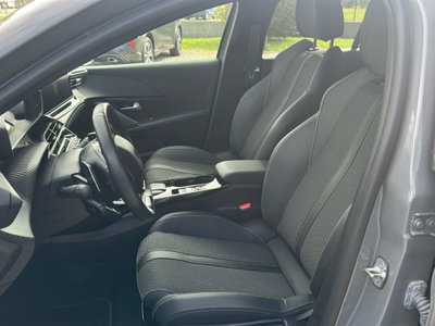 Peugeot 208 1.2 hybrid GT 145cv e-dcs 6 (14)