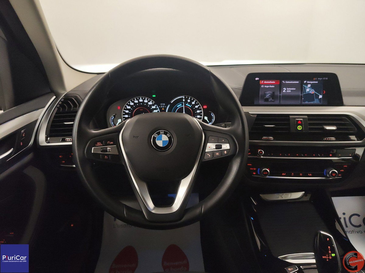 BMW X3 xDrive20i Luxury (18)