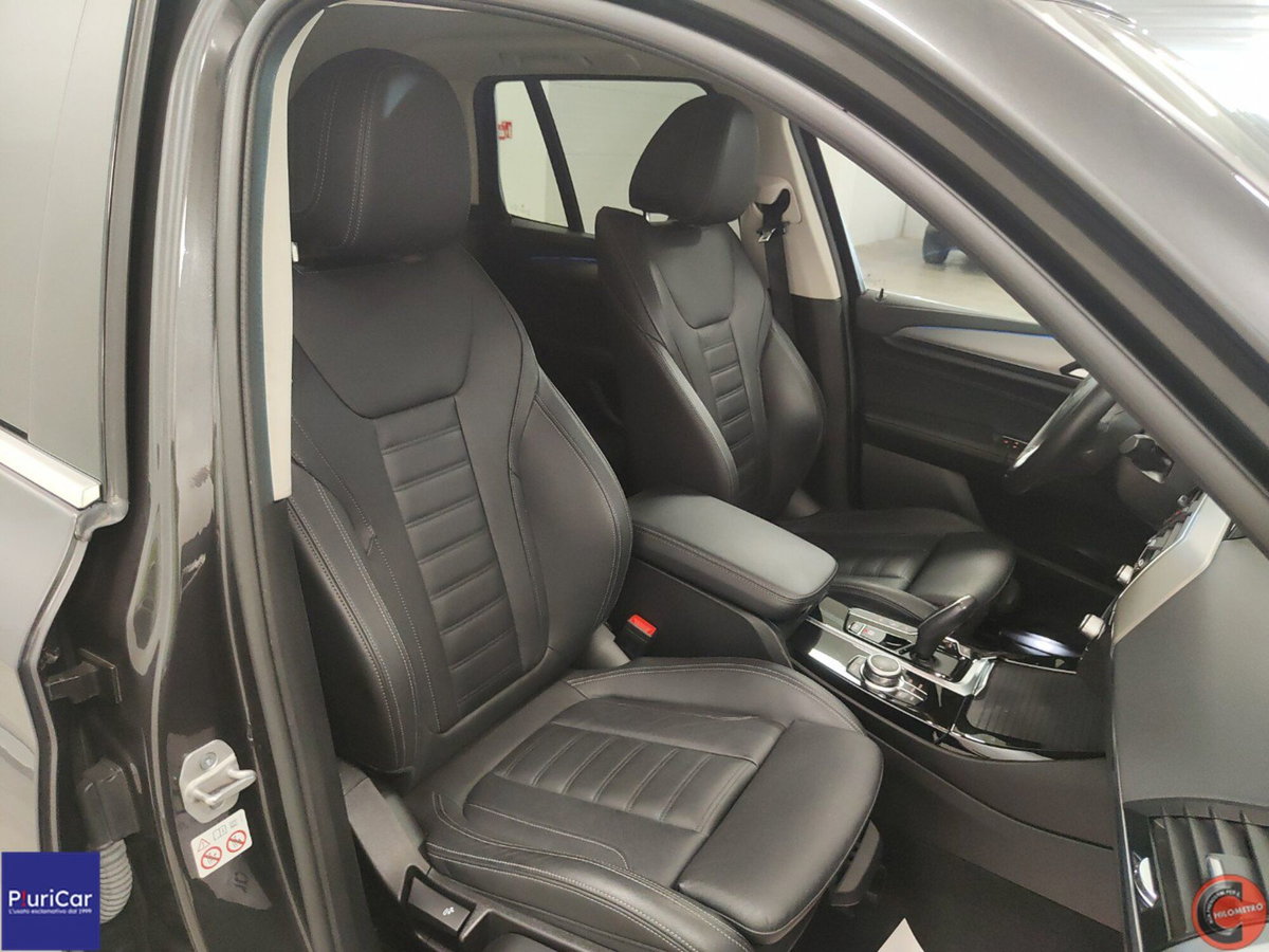BMW X3 xDrive20i Luxury (5)