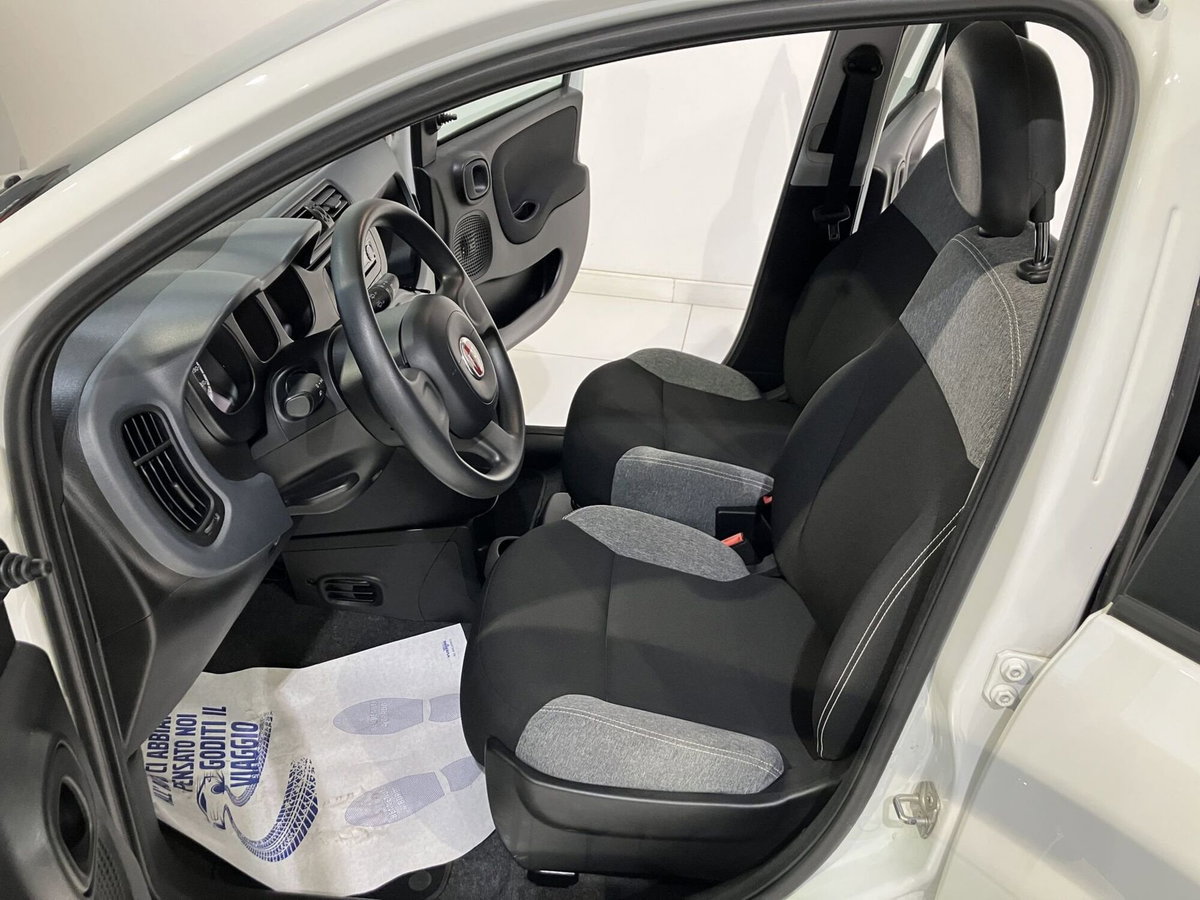 Fiat Panda 1.0 FireFly S&S Hybrid City Cross (8)