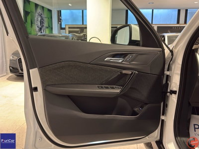 BMW X1 sdrive18d X-Line auto (18)