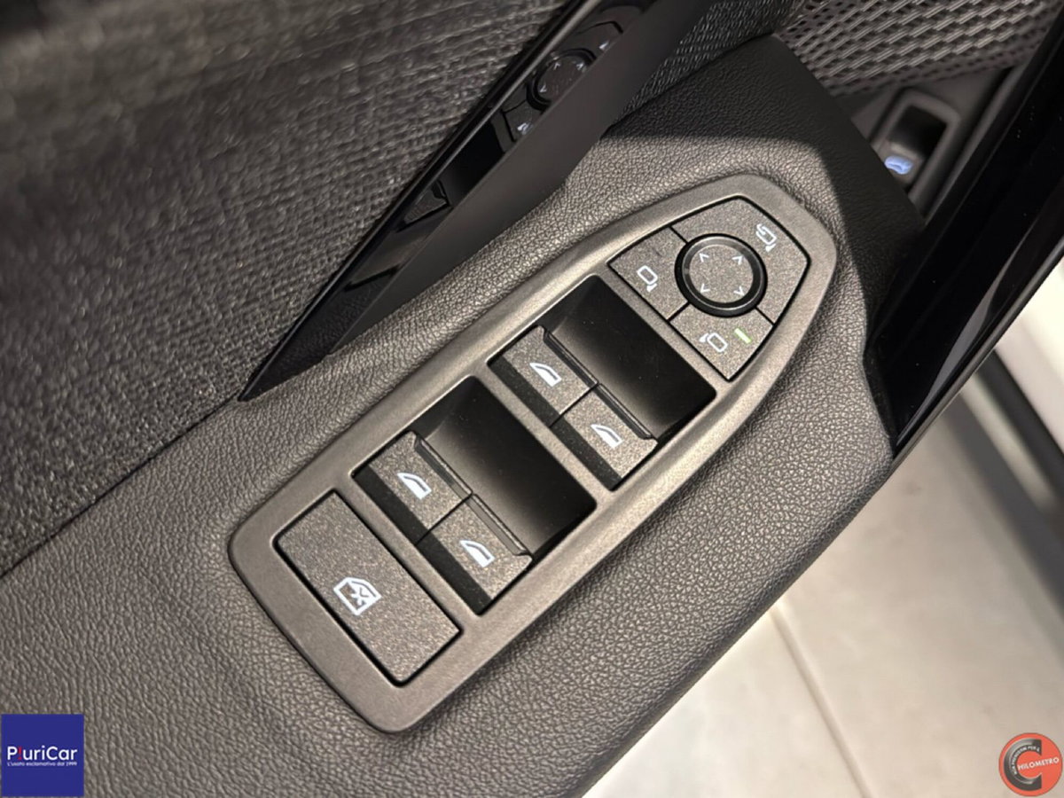 BMW X1 sdrive18d X-Line auto (19)