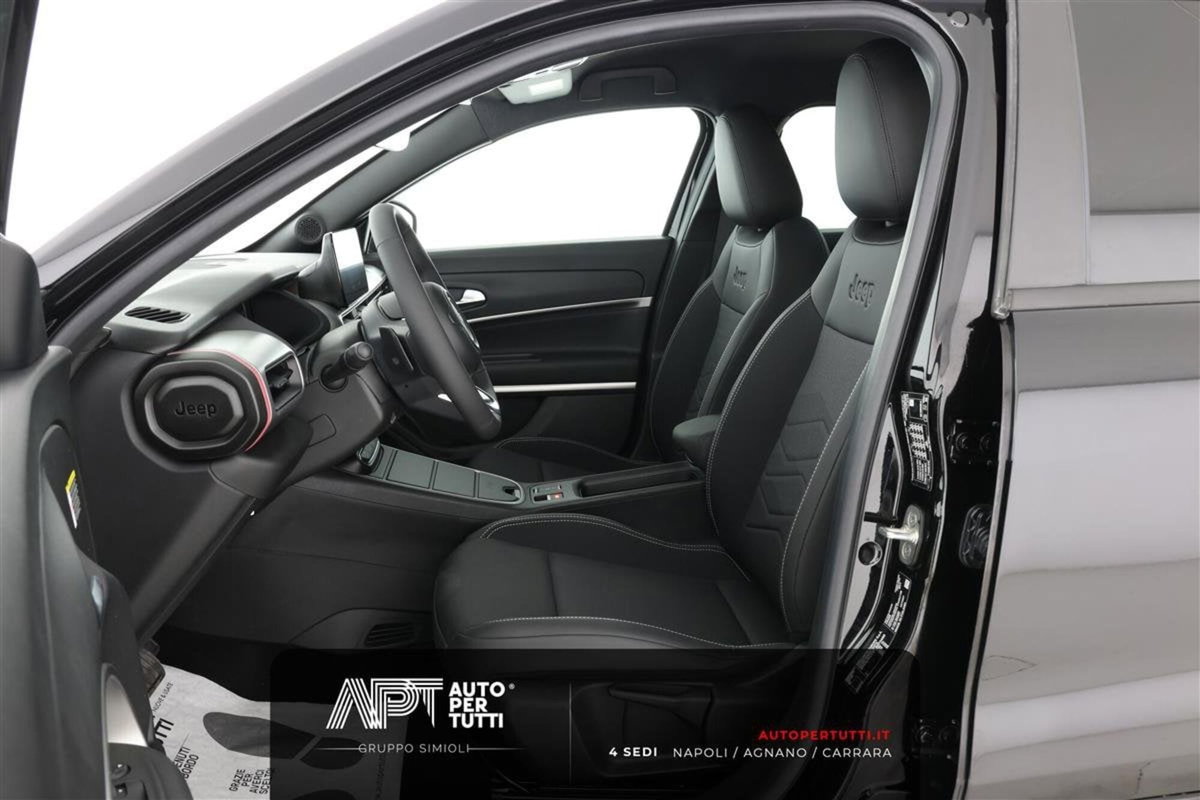 Jeep Avenger 1.2 turbo Summit fwd 100cv (19)