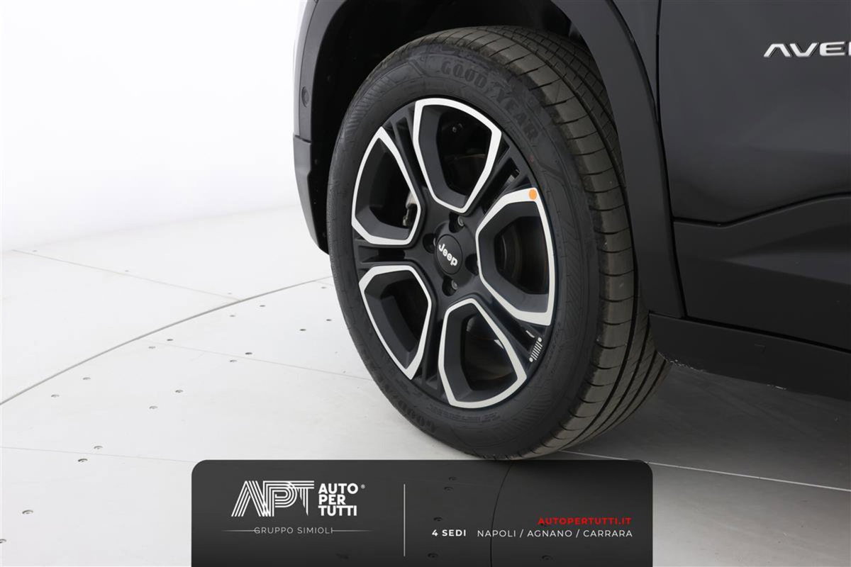 Jeep Avenger 1.2 turbo Summit fwd 100cv (9)