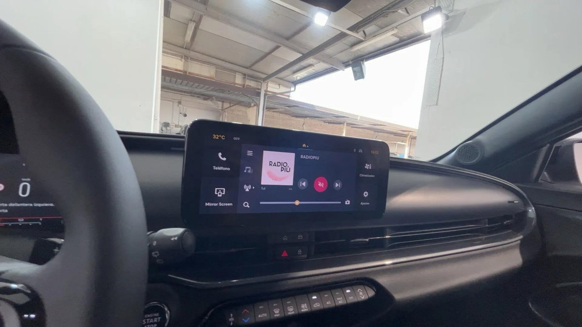 Fiat 600 1.2 hybrid Sport 145cv auto (10)