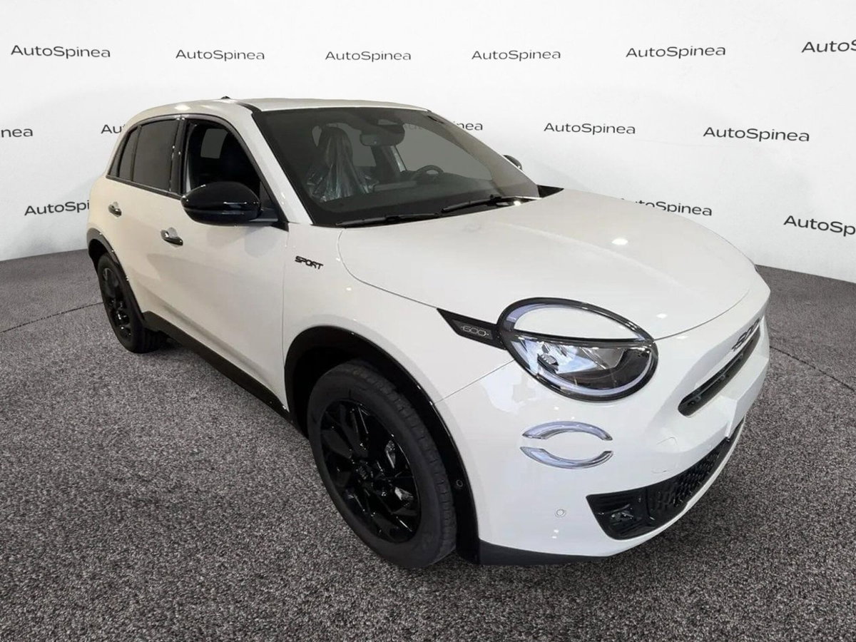 Fiat 600 1.2 hybrid Sport 145cv auto (3)