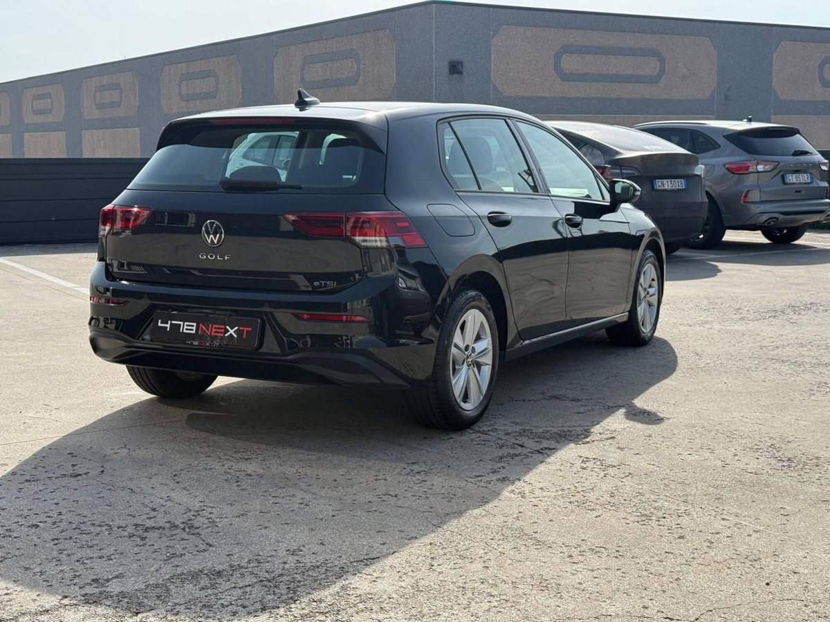 Volkswagen Golf 1.0 eTSI EVO DSG Life (7)