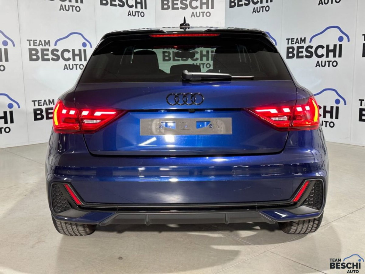 Audi A1 Sportback 30 TFSI S tronic Identity Black (11)