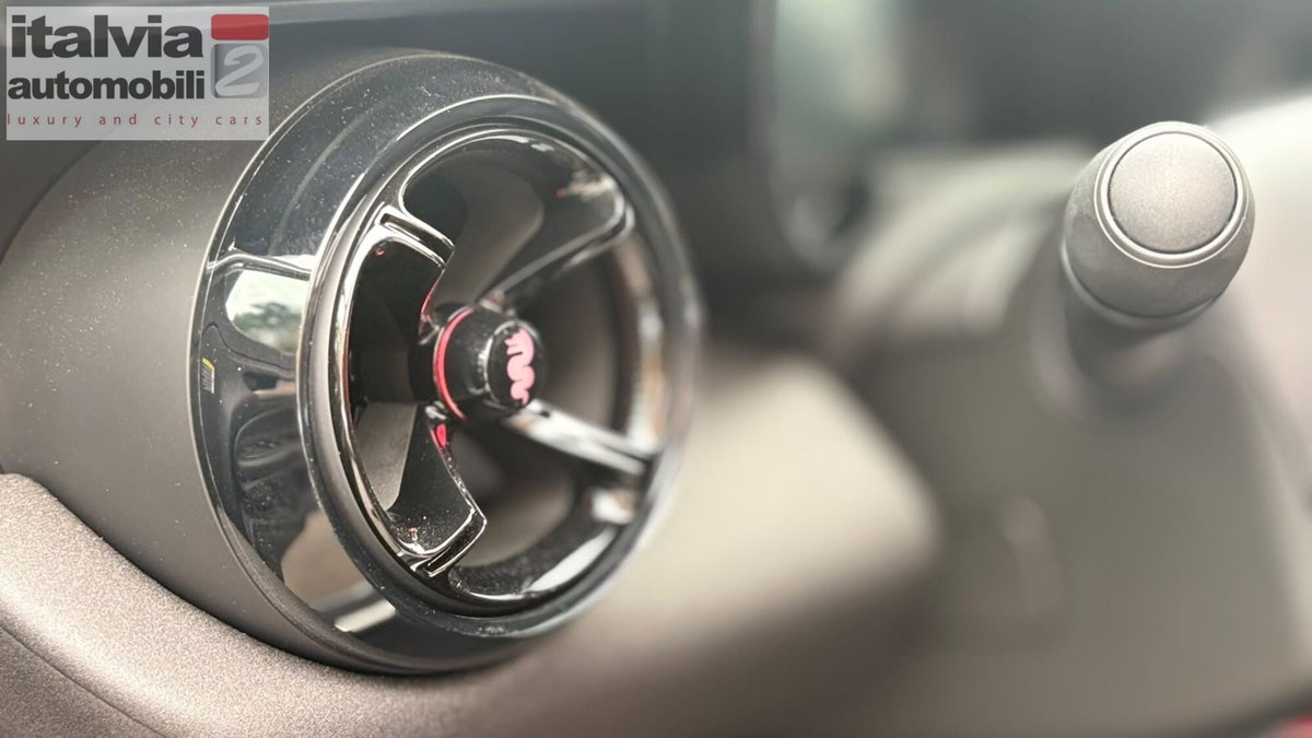Alfa Romeo Junior 1.2 ibrida 145cv edct6 (12)