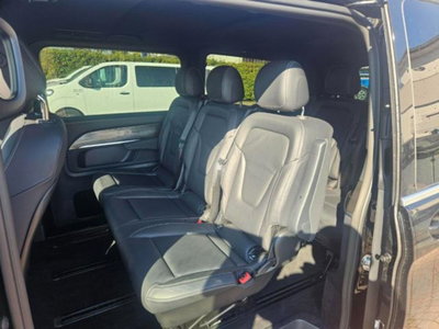 Mercedes-Benz Classe V Extralong 300 d Exclusive auto (10)