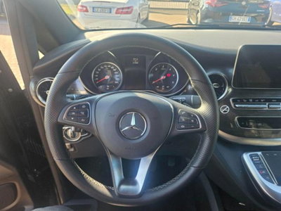 Mercedes-Benz Classe V Extralong 300 d Exclusive auto (9)
