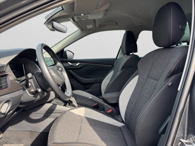 Skoda Kamiq 1.0 TSI 110 CV DSG Style (10)