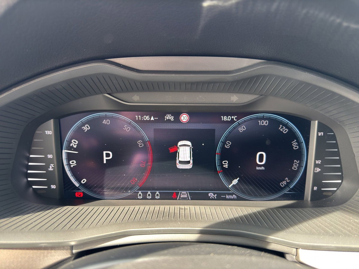 Skoda Kamiq 1.0 TSI 110 CV DSG Style (12)