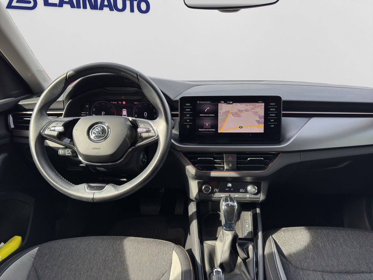 Skoda Kamiq 1.0 TSI 110 CV DSG Style (15)