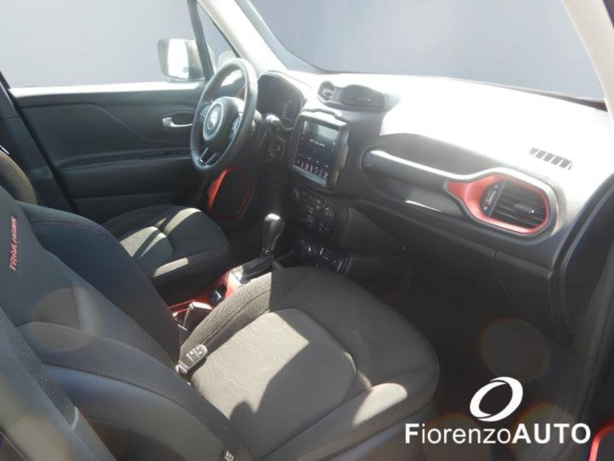 Jeep Renegade 1.3 t4 phev Trailhawk 4xe at6 (5)