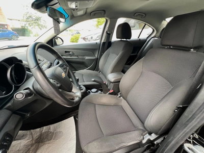 Chevrolet Cruze 1.6 5 porte LT (7)