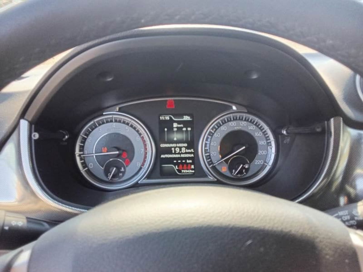Suzuki Vitara 1.4h Top 2wd (6)
