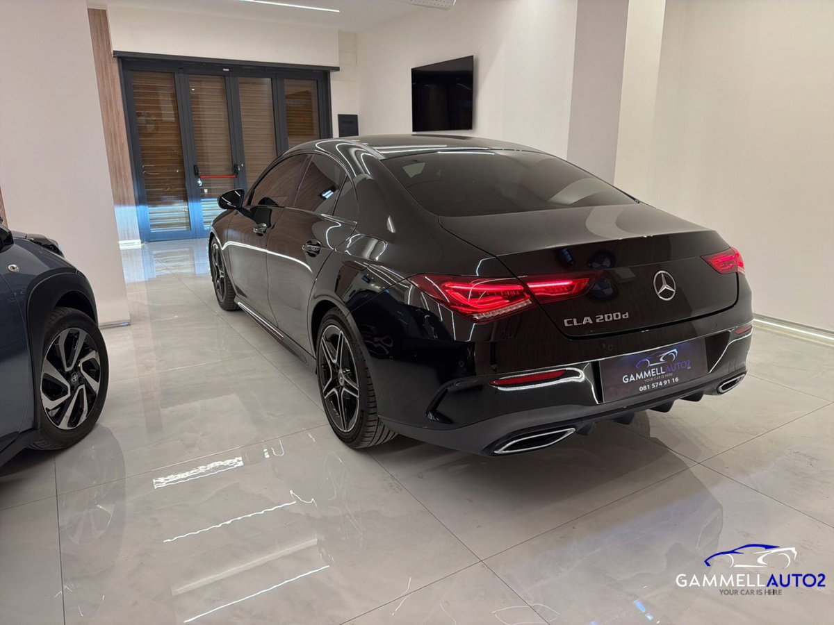 Mercedes-Benz CLA Shooting Brake 200 d Automatic 4Matic Shooting Brake Premium (18)