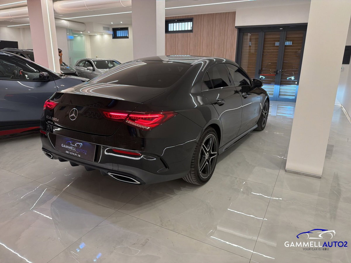 Mercedes-Benz CLA Shooting Brake 200 d Automatic 4Matic Shooting Brake Premium (19)