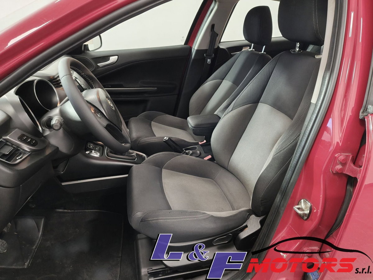 Alfa Romeo Giulietta 1.4 tb Progression 105cv E6 (11)