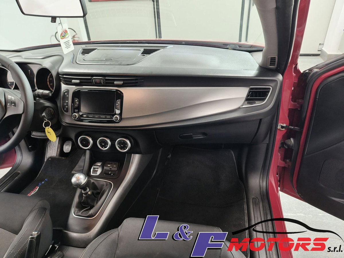 Alfa Romeo Giulietta 1.4 tb Progression 105cv E6 (15)