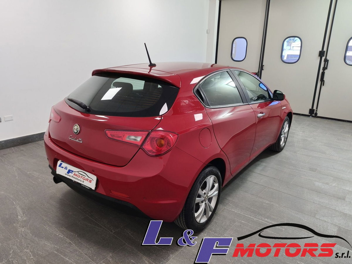Alfa Romeo Giulietta 1.4 tb Progression 105cv E6 (4)