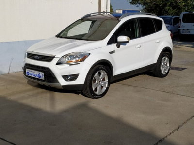 Ford Kuga 2.0 TDCI 163 CV 4WD Powershift Titanium usata