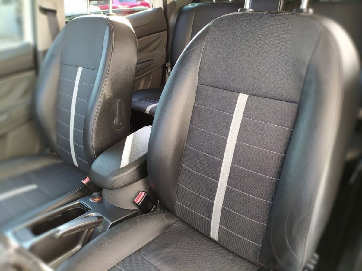 Ford Kuga 2.0 TDCI 163 CV 4WD Powershift Titanium (8)