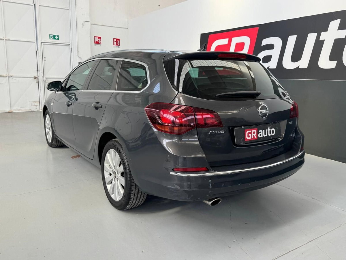 Opel Astra Station Wagon 2.0 CDTI 165CV Sports aut. Cosmo S (10)