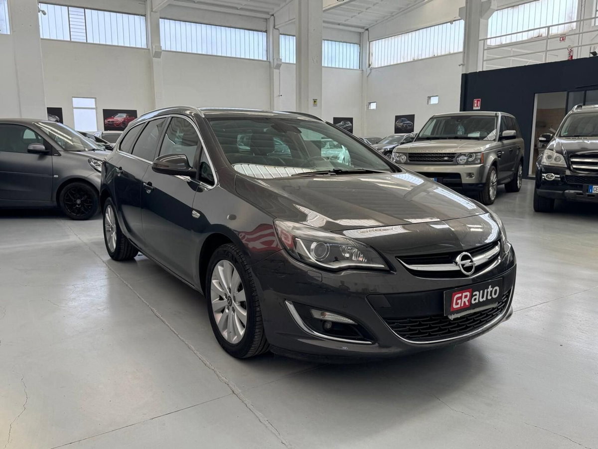 Opel Astra Station Wagon 2.0 CDTI 165CV Sports aut. Cosmo S (4)