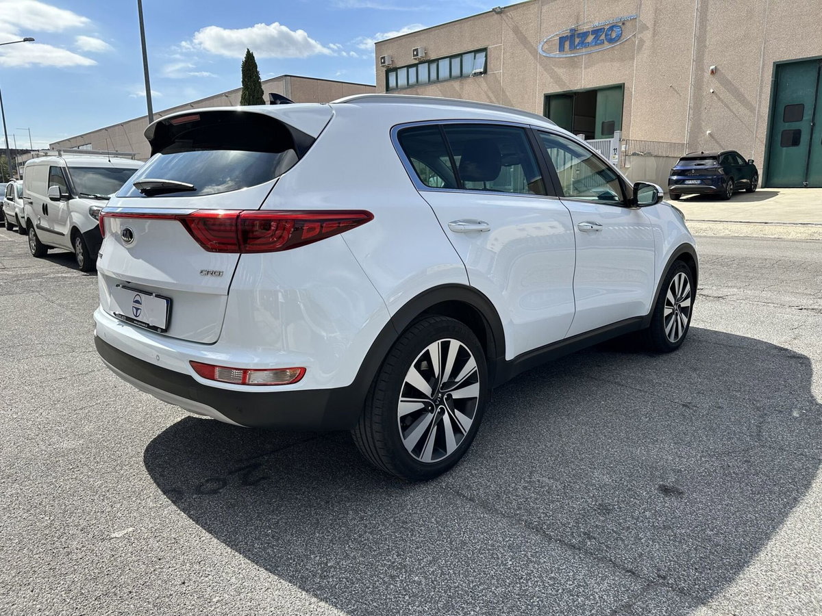 Kia Sportage 1.7 CRDI 2WD Business Class (6)
