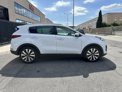 Kia Sportage 1.7 CRDI 2WD Business Class (7)