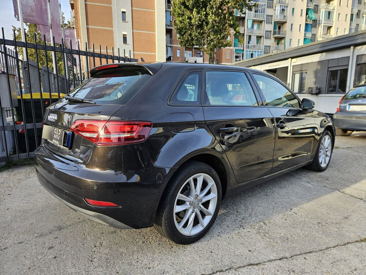 Audi A3 Sportback 1.6 TDI Business (3)