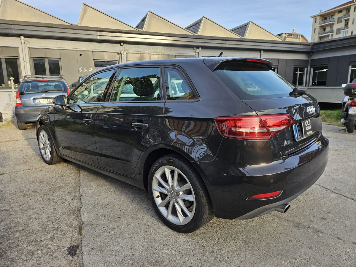 Audi A3 Sportback 1.6 TDI Business (5)