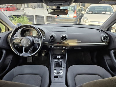 Audi A3 Sportback 1.6 TDI Business (9)