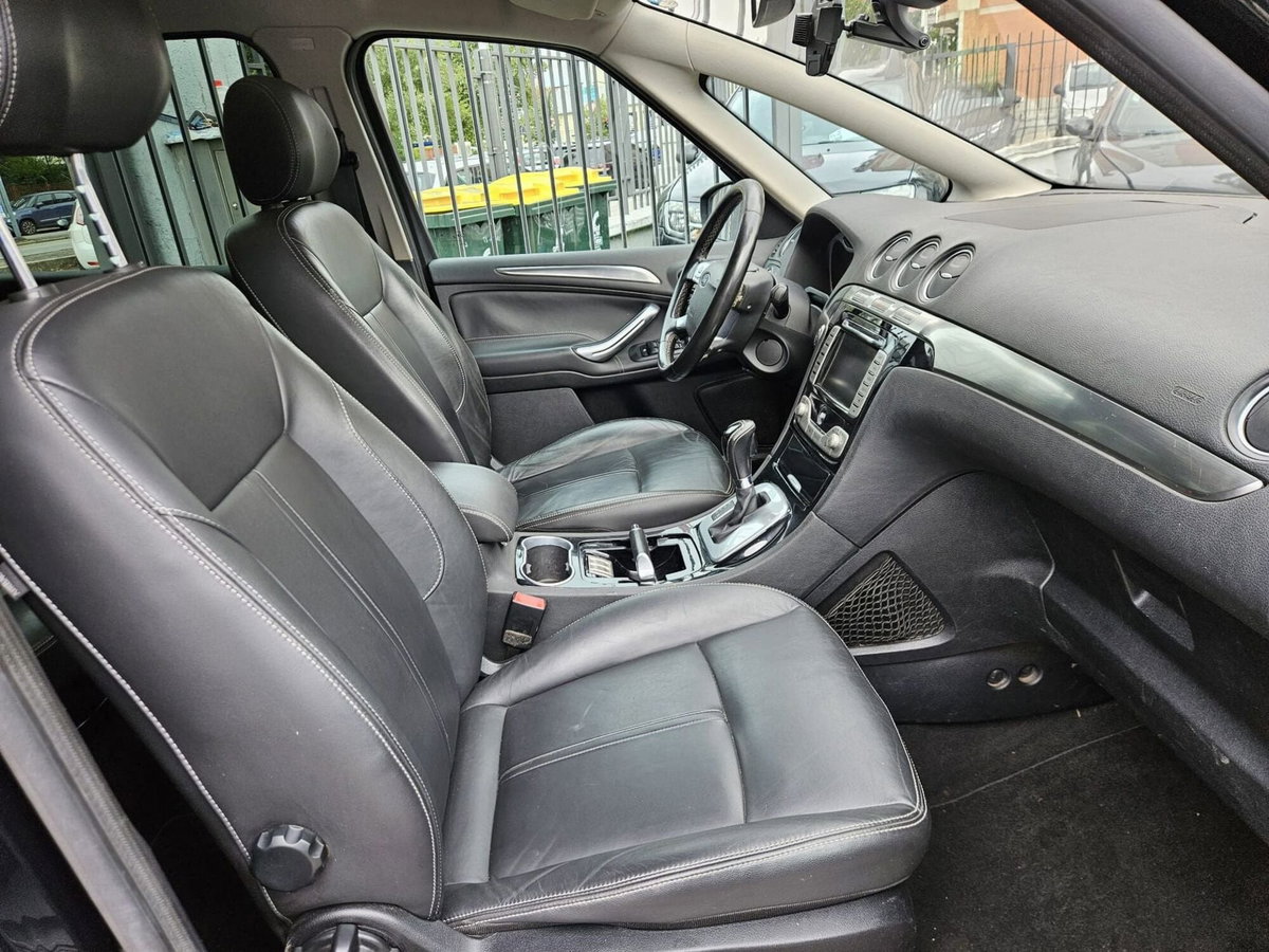 Ford S-Max 2.0 EcoBoost 203CV Powershift New Titanium (10)