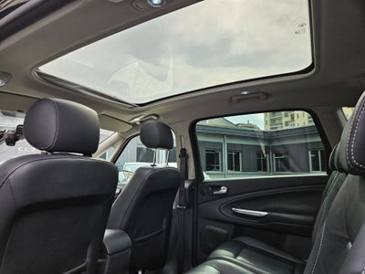 Ford S-Max 2.0 EcoBoost 203CV Powershift New Titanium (15)