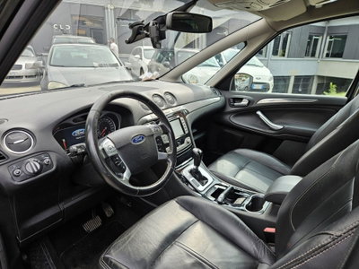 Ford S-Max 2.0 EcoBoost 203CV Powershift New Titanium (6)