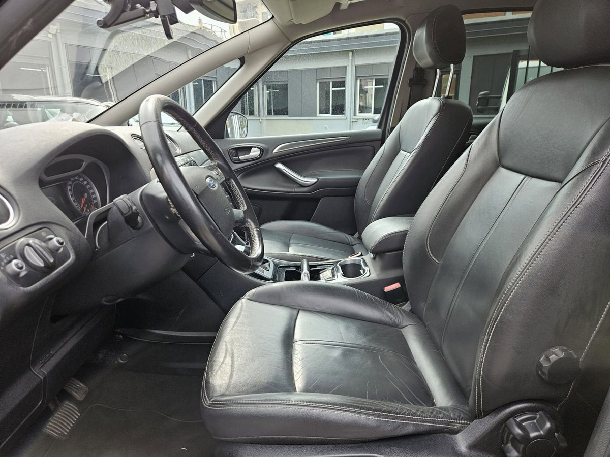 Ford S-Max 2.0 EcoBoost 203CV Powershift New Titanium (7)