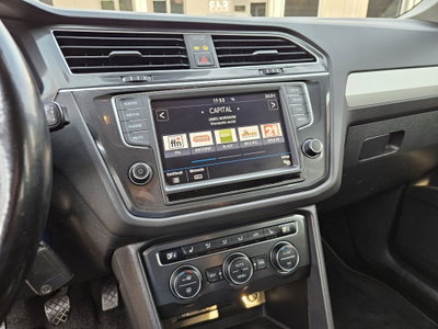Volkswagen Tiguan 1.6 TDI SCR Business BlueMotion Technology (14)