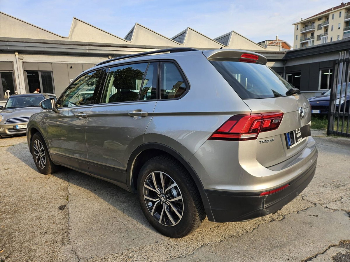 Volkswagen Tiguan 1.6 TDI SCR Business BlueMotion Technology (5)