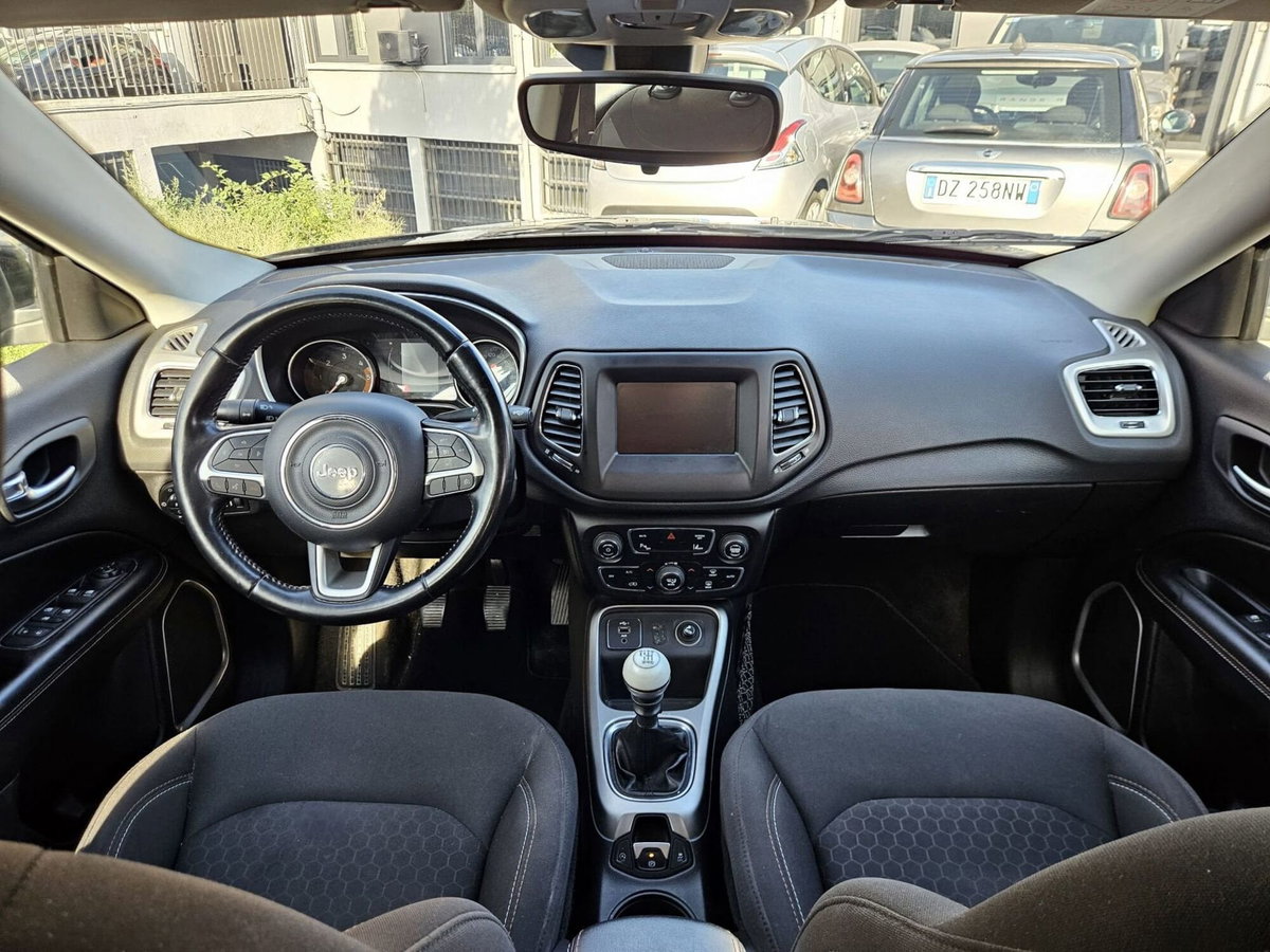 Jeep Compass 1.6 Multijet II 2WD Longitude (9)