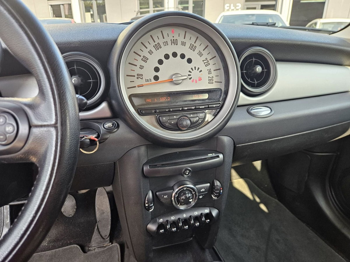 MINI Mini 1.6 16V One (55kW) (14)