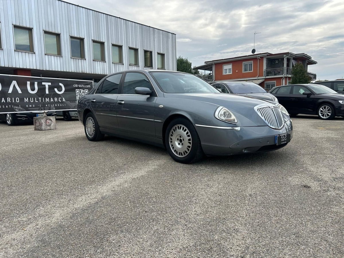 Lancia Thesis JTD 20V aut. Executive (5)