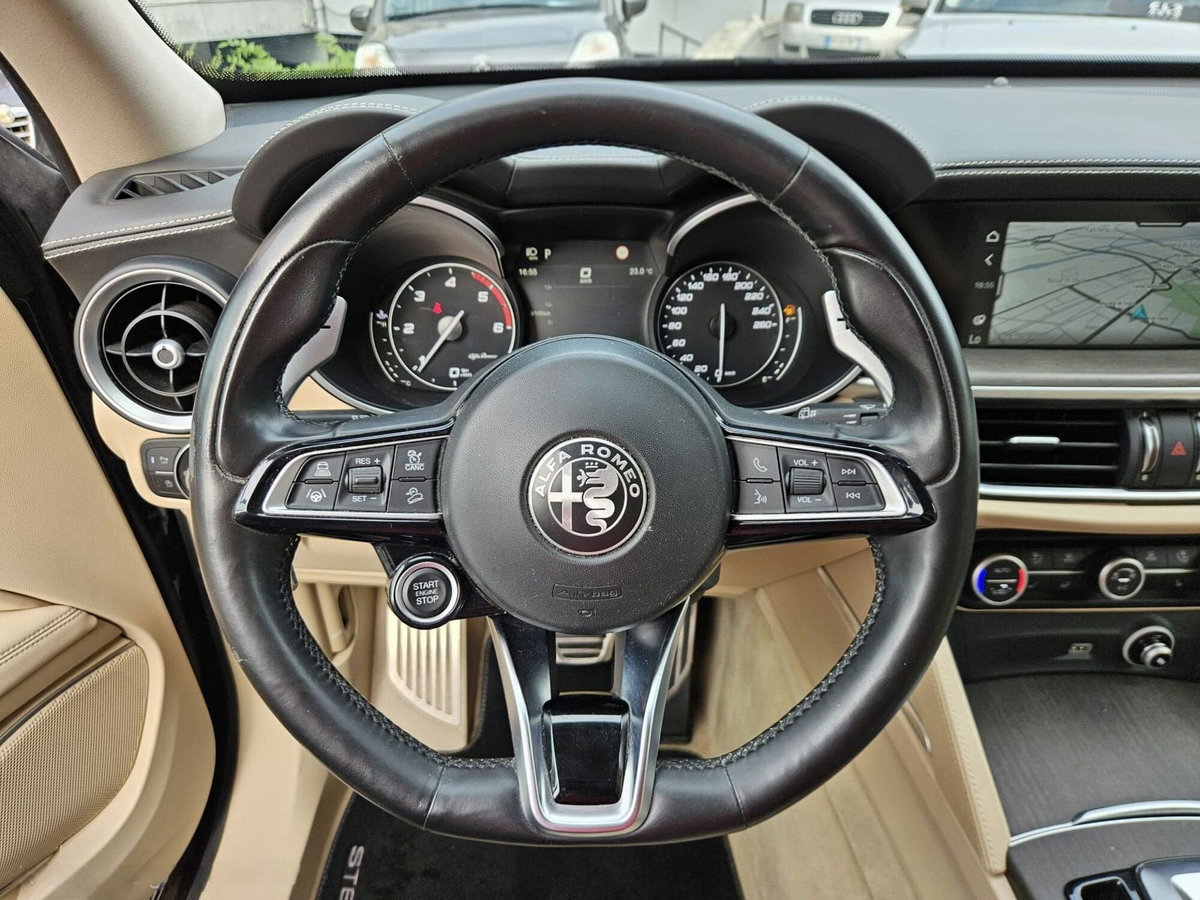 Alfa Romeo Stelvio Stelvio 2.2 Turbodiesel 190 CV AT8 Q4 Ti (14)