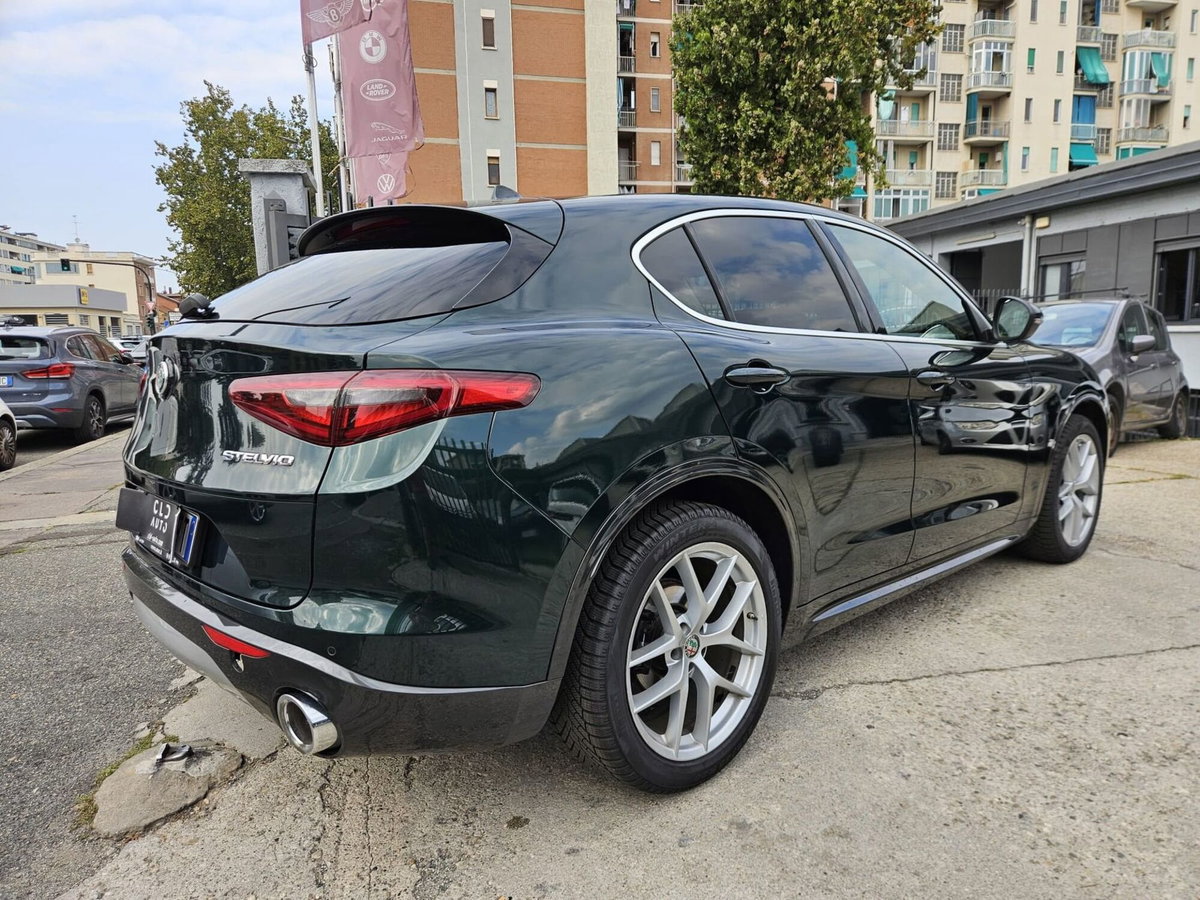 Alfa Romeo Stelvio Stelvio 2.2 Turbodiesel 190 CV AT8 Q4 Ti (4)